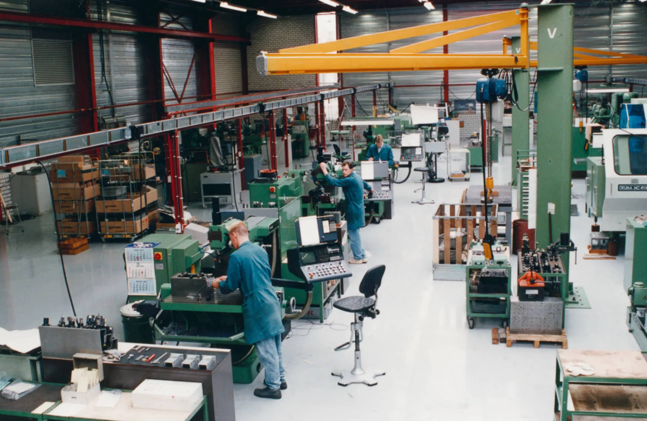 4-2000-AAE-The-Art-of-Mechatronics.jpg
