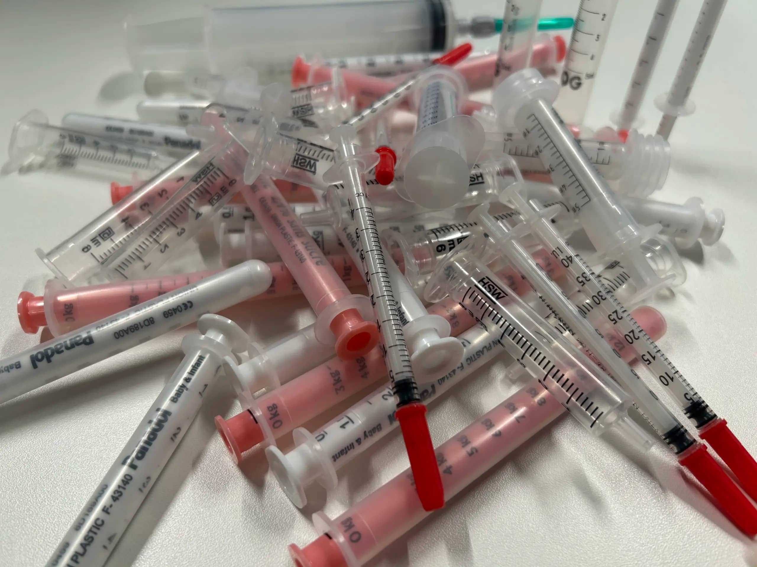 CASCADE_03_Syringe_III_IMG_9509.jpeg
